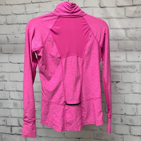 5/$35 💥Champion Semi Fitted Workout Shirt💪 - Picture 5 of 7